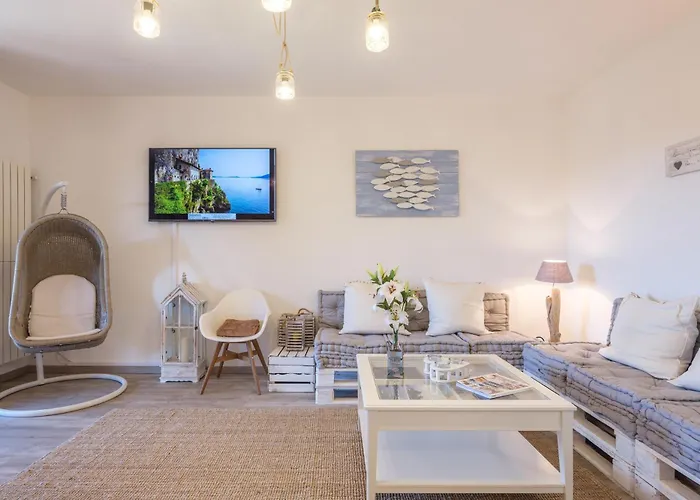 펜션 La Luna Nel View Garden - Happy *