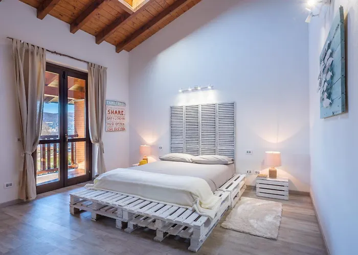 La Luna Nel View Garden - Happy 펜션 *